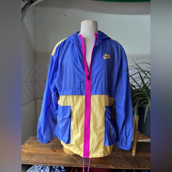 Nike Sportswear Icon Retro Clash Woven Windbreaker Jacket Purple / Yellow - Picture 7 of 14